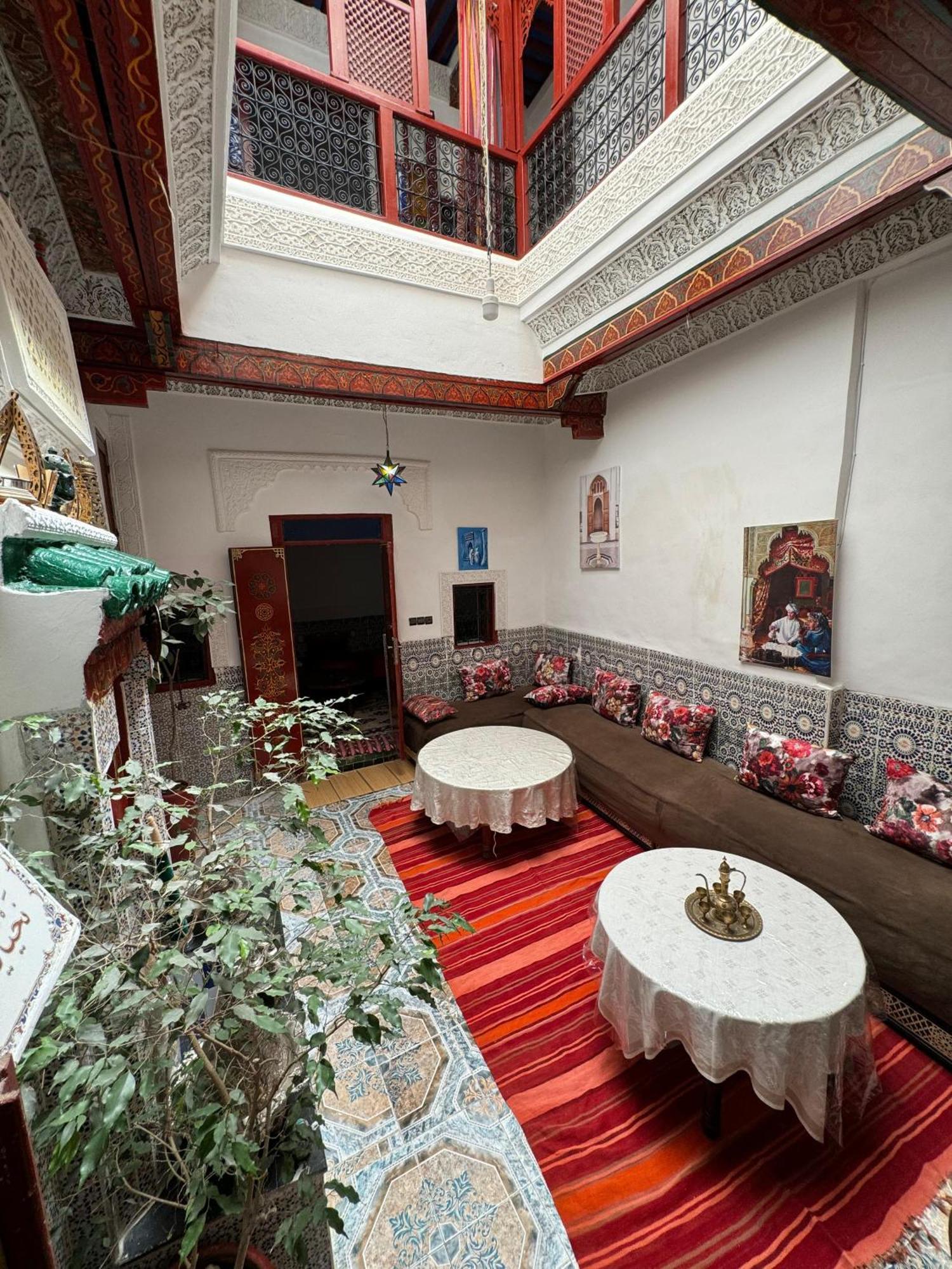 Hotel Dar Enouiina Fez Esterno foto